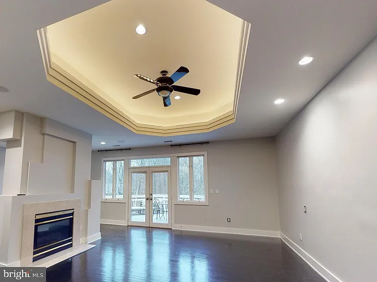9629 Eagle Ridge Dr — Photo 35