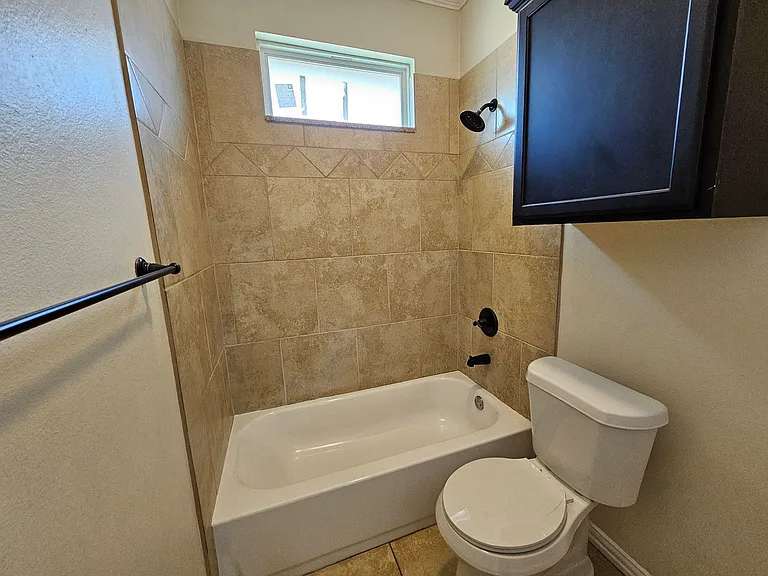 7721 Oak Garden Trl — Photo 14
