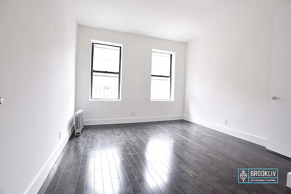 Rented by null | media 8