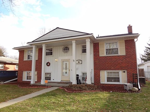 3rd image of 1093 Borgstrom Ave