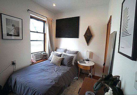 2nd image of 263 E 10th St APT 14