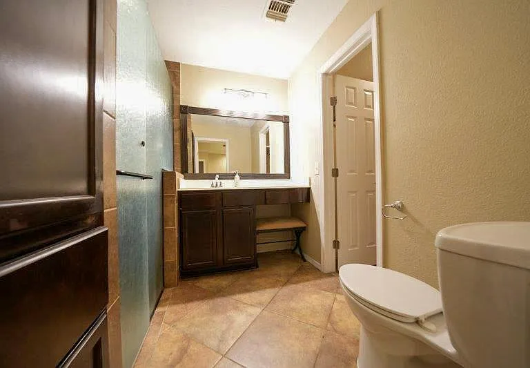 383 Gayle Ave — Photo 15