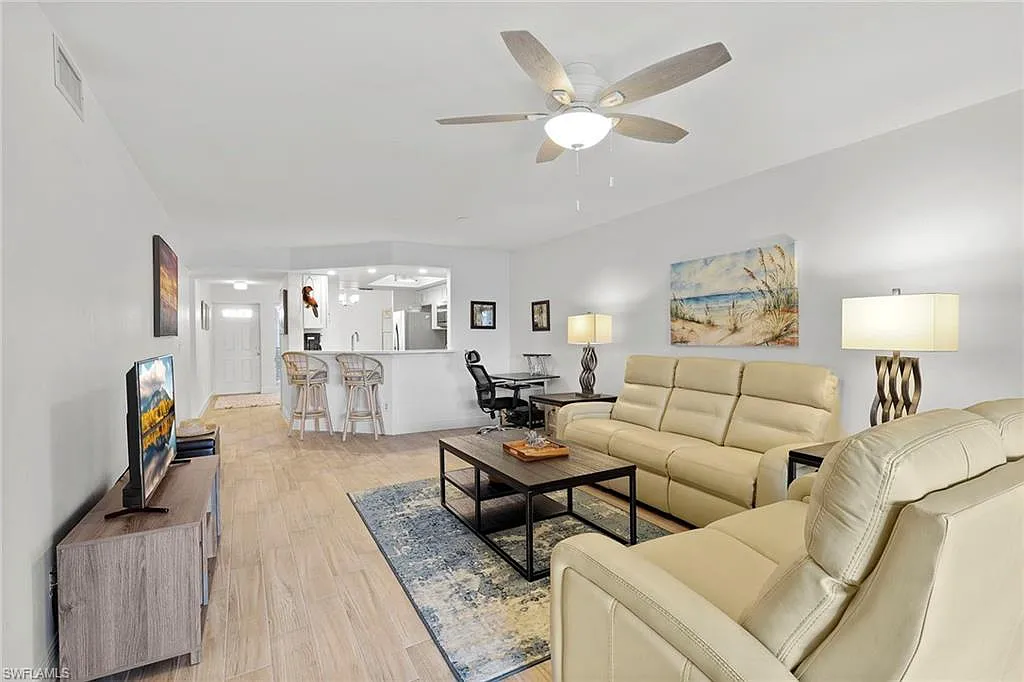 2 bed, 2.0 bath, 1179 sqft, $5,500 — Photo 1
