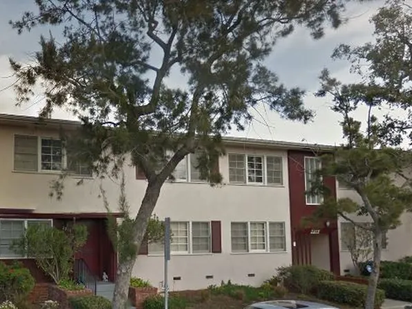 2221 10th St #B, Santa Monica, CA 90405