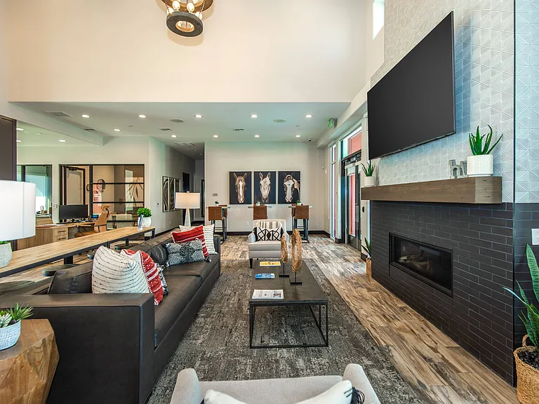Azure Apartments — Photo 4