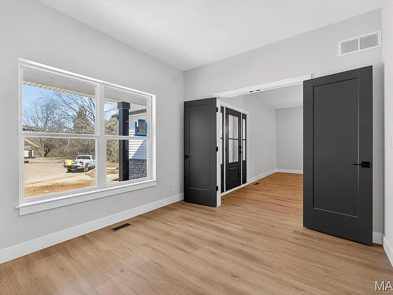 15308 Batesville Ct — Photo 4