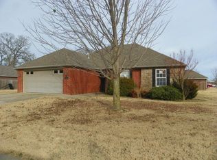 1582 Farrell St, Pea Ridge, AR 72751
