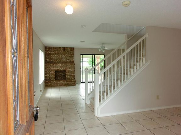 2nd image of 10646 Cavelier Point