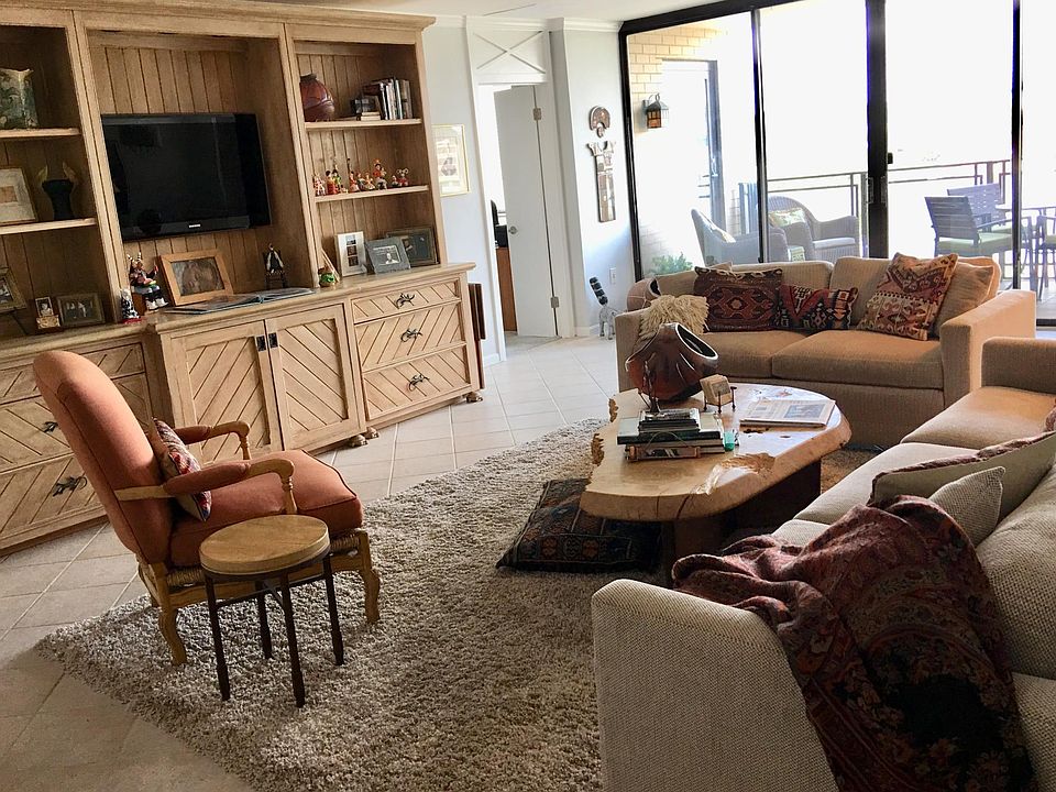 Living Room & Balcony