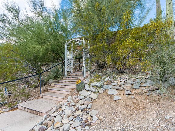 3rd image of 2126 W Window Rock Dr