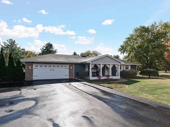 2nd image of 4510 E Tomahawk Ln