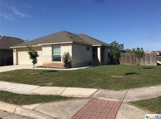 119 Salas Dr, San Marcos, TX 78666