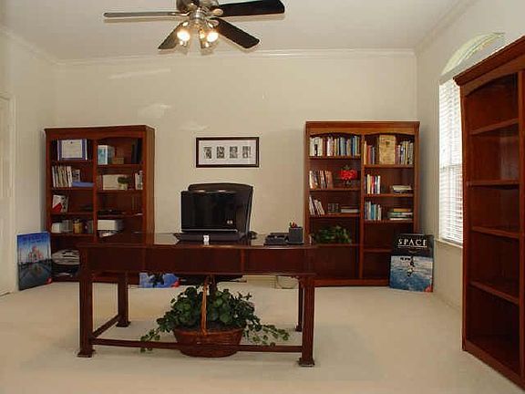 5th image of 9573 Fairmont Dr