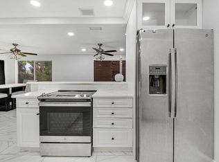 935 Orange Dr, Lake Park, FL 33403