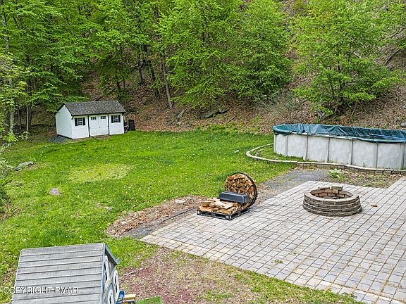 5th image of 4107 Hickory Ln