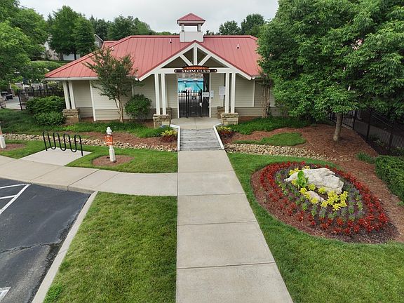 5th image of 6000 Mill Tree Ct #30