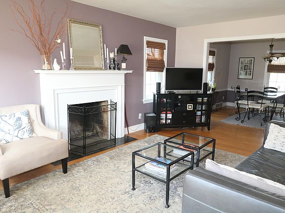 4th image of 2138 Lancashire Ave