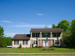 109 Hickory Rd, Somerset, NJ 08873