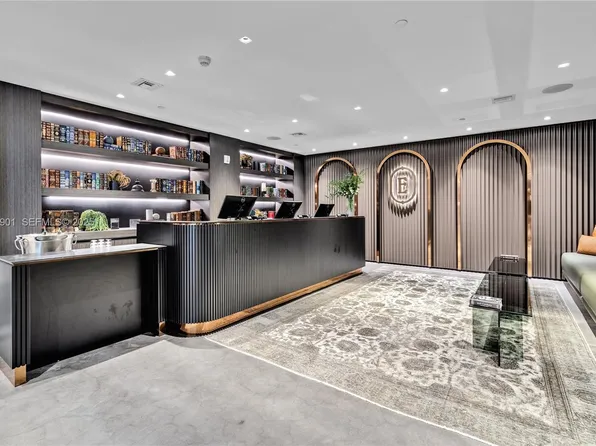 398 NE 5th St #4507, Miami, FL 33132