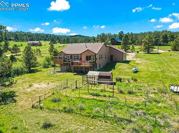 3rd image of 17155 Prospector Dr