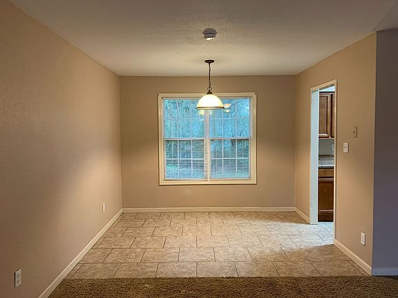 5th image of 1214 Melissa Dr