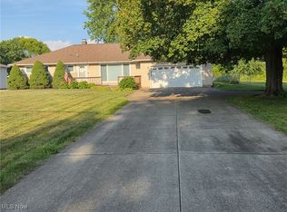 10305 Broadview Rd, Broadview Heights, OH 44147
