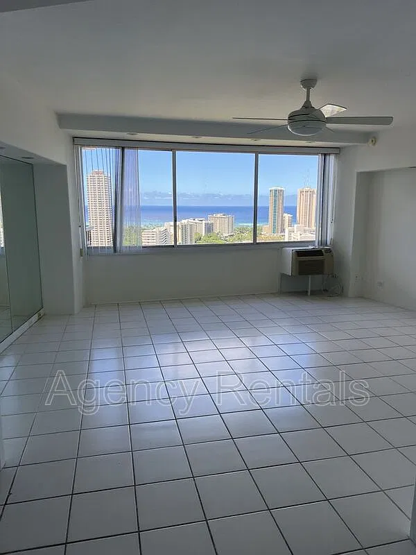 Studio, 1.0 bath, 436 sqft, $1,950 — Photo 1
