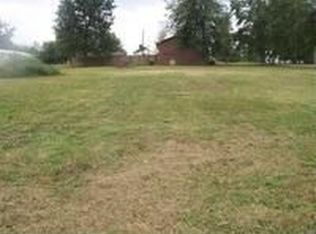 362 Scenic Acres Dr, Murray, KY 42071