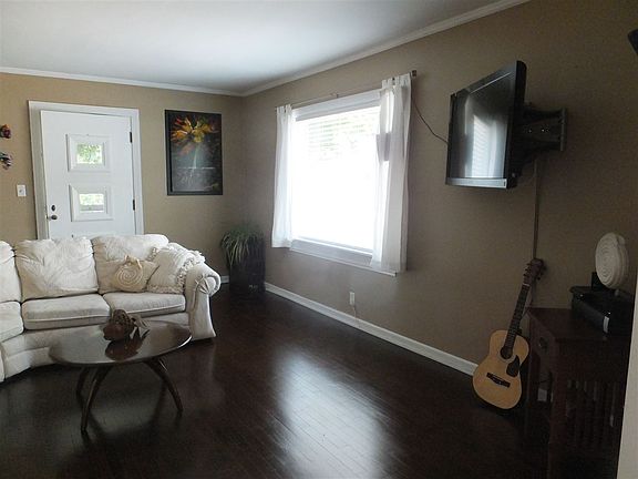 4th image of 26297 Lake Dr