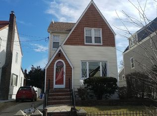 13943 229th St, Springfield Gardens, NY 11413