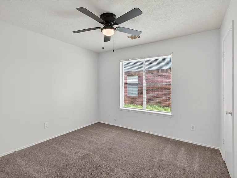 1208 Cambay Dr — Photo 20