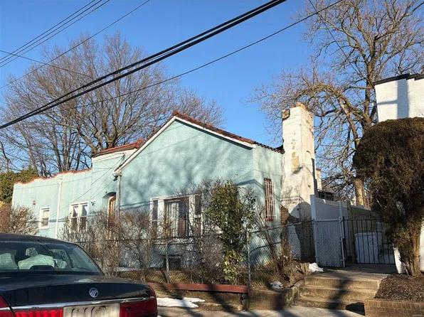 133-15 225th St, Jamaica, NY 11413