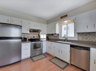 6917 Shingle Creek Dr, Minneapolis, MN 55445