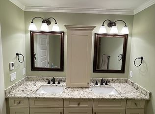 5327 Collingswood Dr, Raleigh, NC 27609