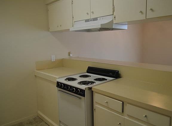 5th image of 5101 Evans Ave APT 204