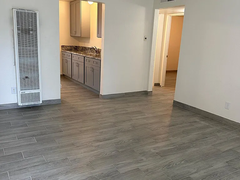 824 N Rinaldi St #2 — Photo 3