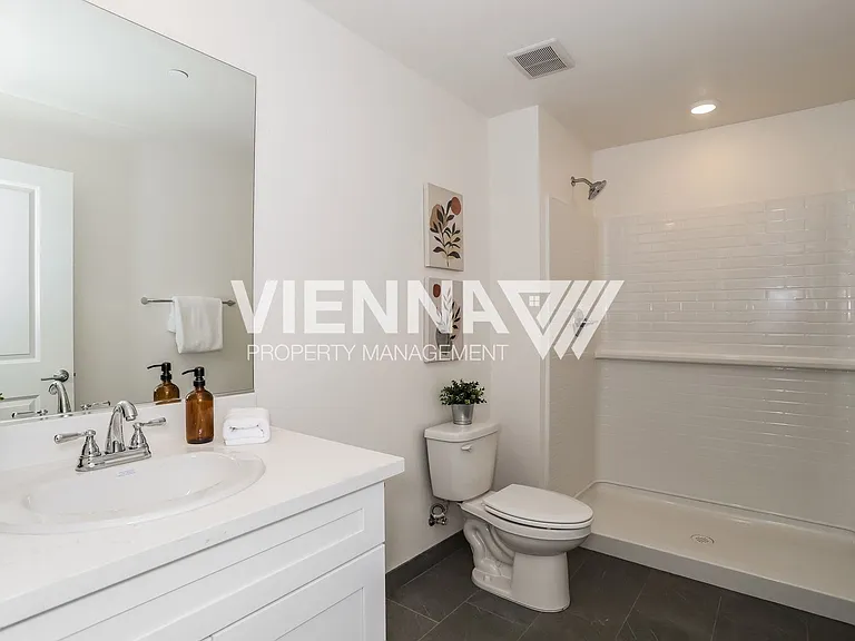 8100 Quiet Knolls Dr — Photo 13