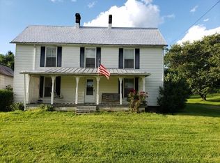 108 Chinquapin Ave, Rural Retreat, VA 24368