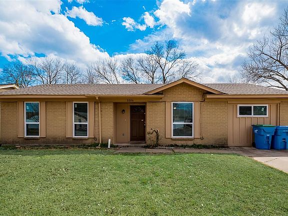 2nd image of 3006 Patricia Ln
