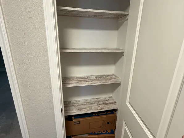 930 E Main St #6, Jackson, MO 63755