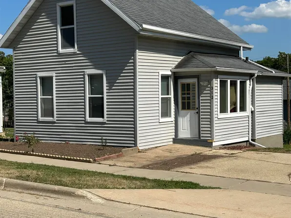 312 5th Ave, New Glarus, WI 53574