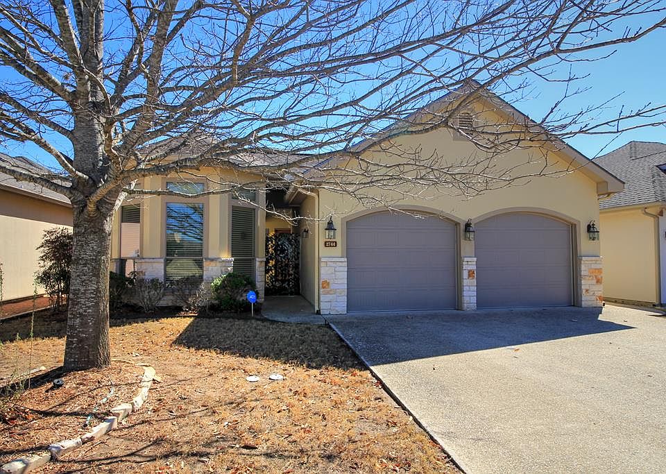 1st image of 2744 Indian Wells Dr