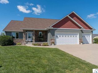 124 Sakatah Ln, Mankato, MN 56001