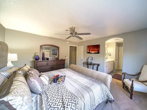 5560 W Dove Of Peace Dr — Photo 11
