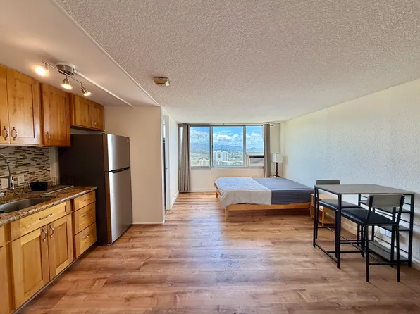 98-288 Kaonohi St, Aiea, HI
