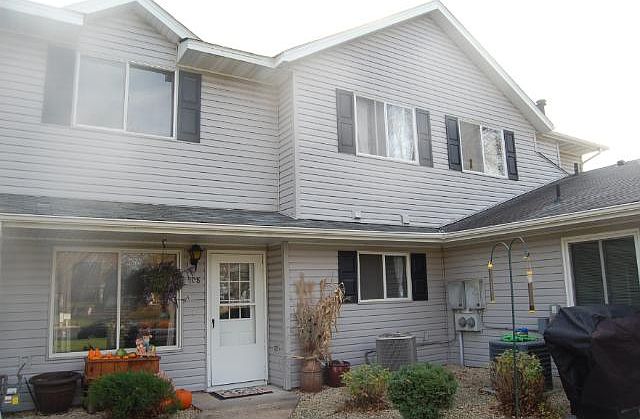 1st image of 108 96th Ln NE