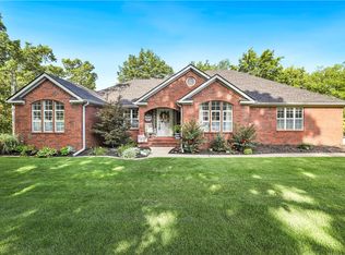 9499 Michelle Rd, Bentonville, AR 72712