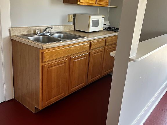 5th image of 133 Franklin Ave #13763016