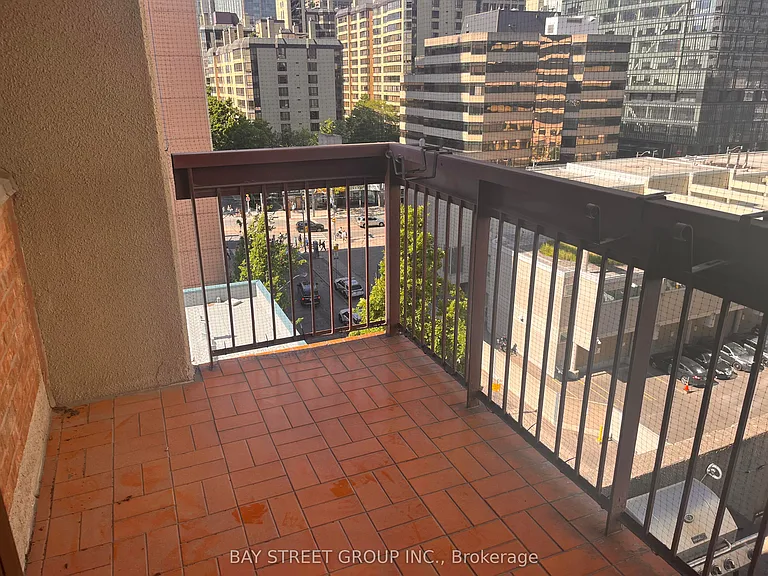 120 Saint Patrick St #706 — Photo 10