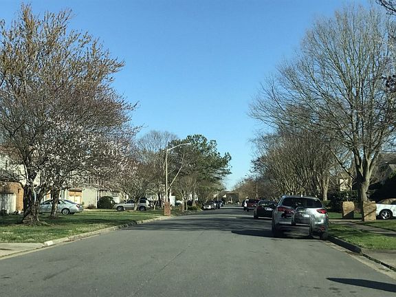 5th image of 1120 Belvoir Ln
